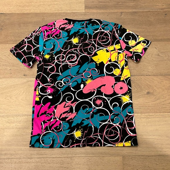EUC GAP size small 2015 remix project limited edition T. Sidewalk series. - Picture 2 of 3